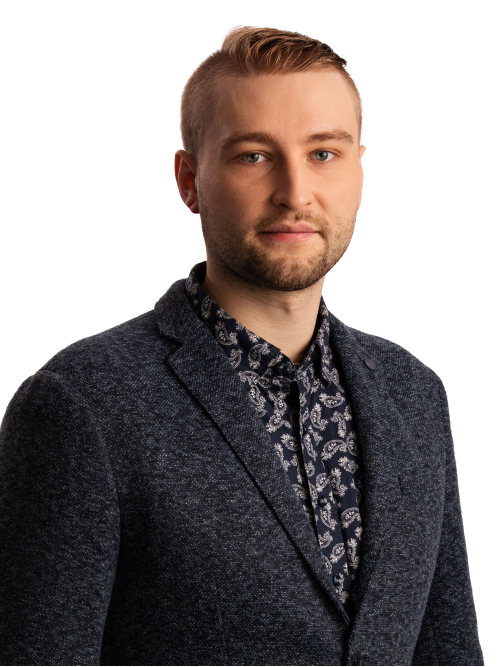 Aaro_Salo_puolikuva_lowres_Wattinen